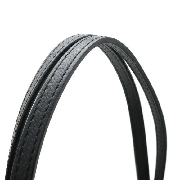 LOUIS VUITTON Cream and Black Shoulder Bag - Picture 6 of 9